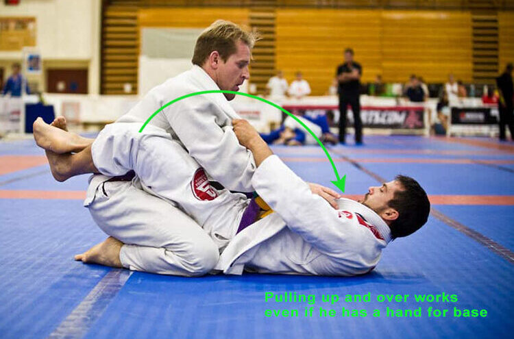 closed guard pulling with knees